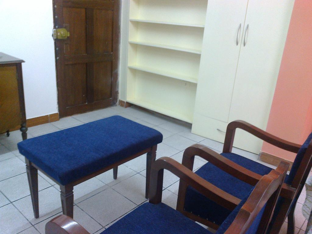 Strenua Santa Maria Suites Trujillo Exteriör bild