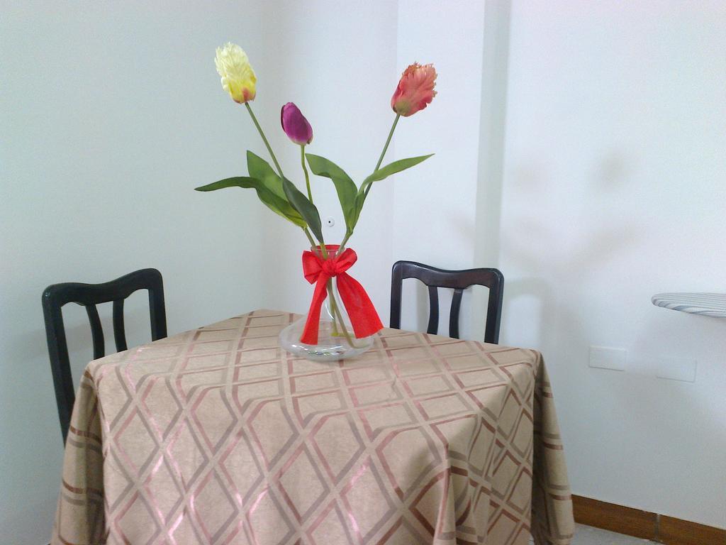 Strenua Santa Maria Suites Trujillo Exteriör bild