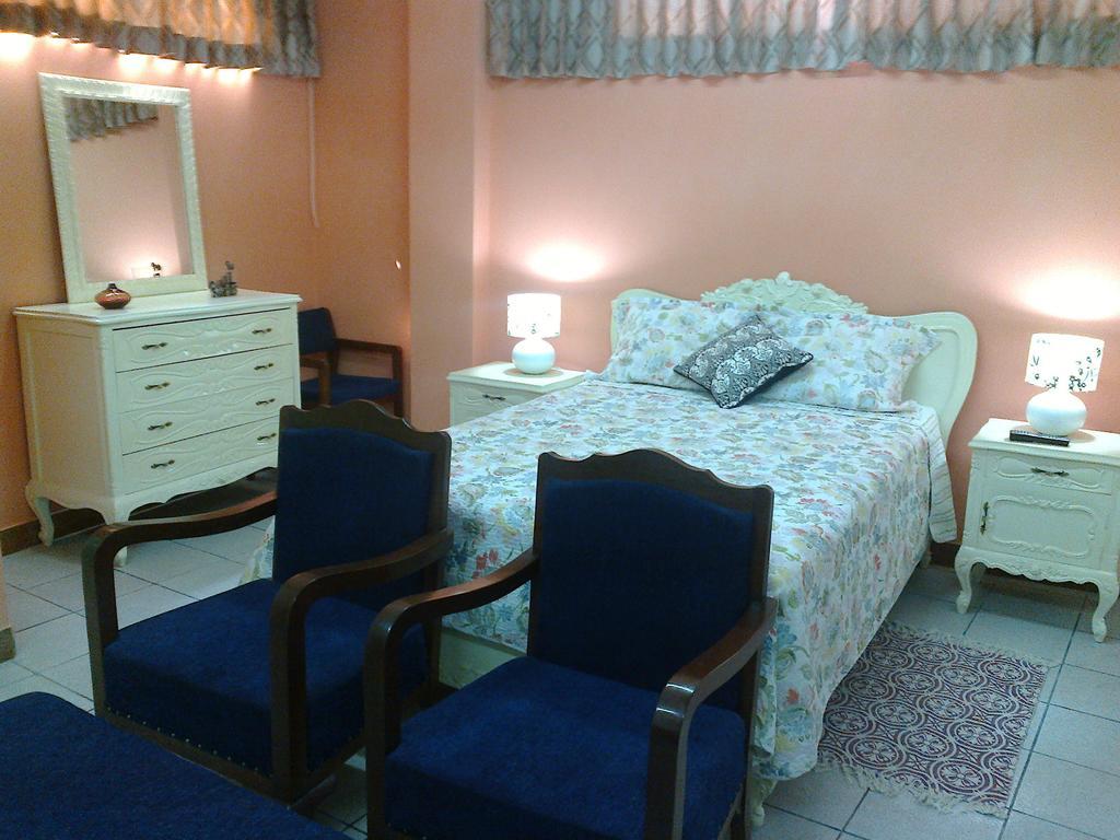Strenua Santa Maria Suites Trujillo Exteriör bild