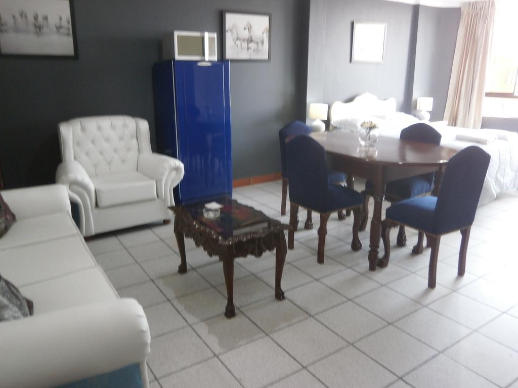 Strenua Santa Maria Suites Trujillo Exteriör bild