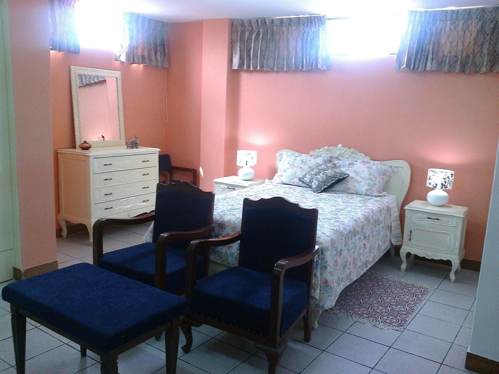 Strenua Santa Maria Suites Trujillo Exteriör bild