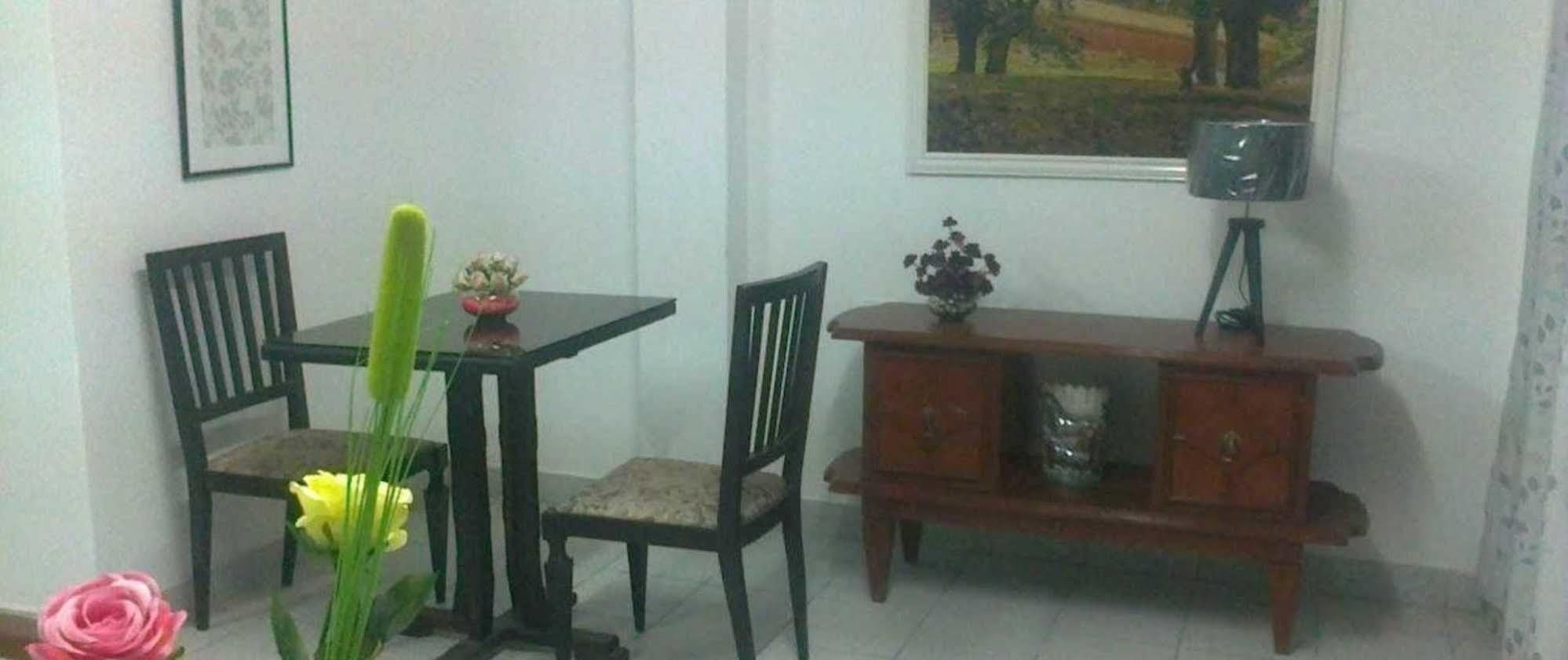 Strenua Santa Maria Suites Trujillo Exteriör bild